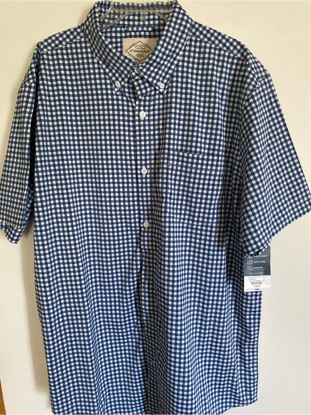 Men’s plaid shirt